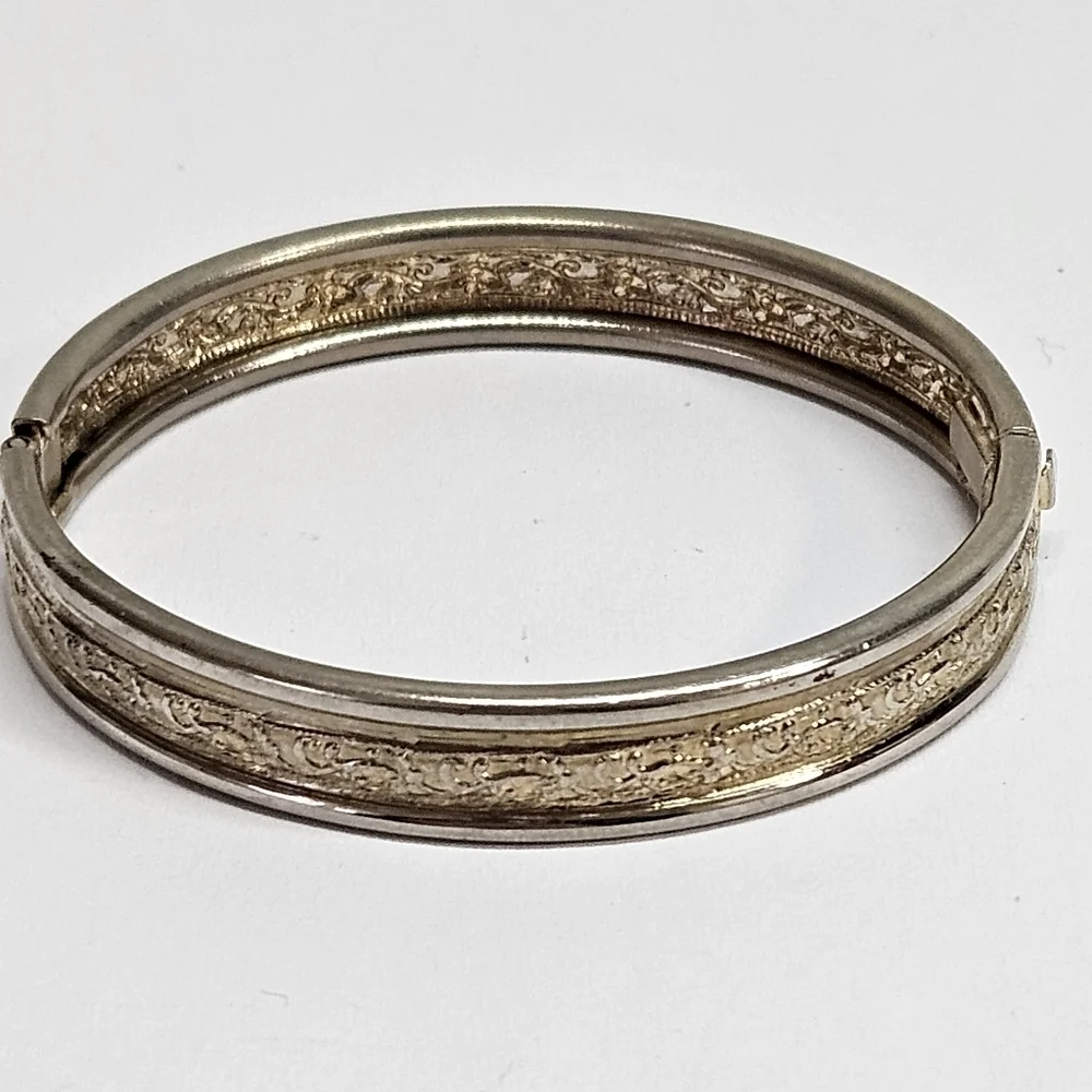 VINTAGE Two Tone Gold & Silver Tone Etched Child Cuff Bracelet Bangle